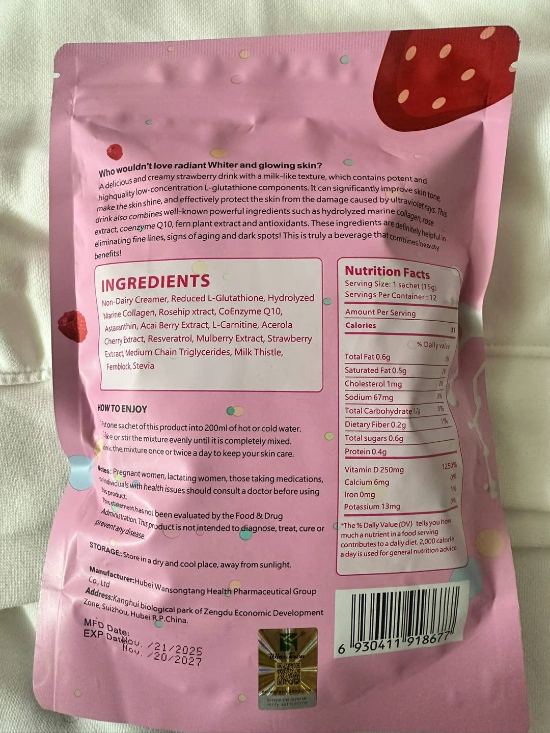 Wins Town Beauty Glow Milk Strawberry Flavor Drink 180g - photo 2