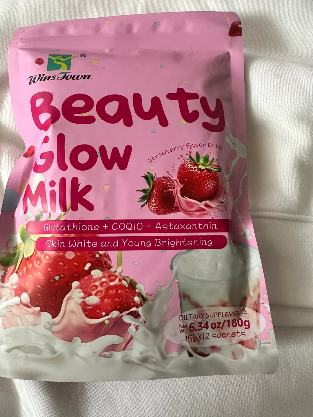Wins Town Beauty Glow Milk Strawberry Flavor Drink 180g