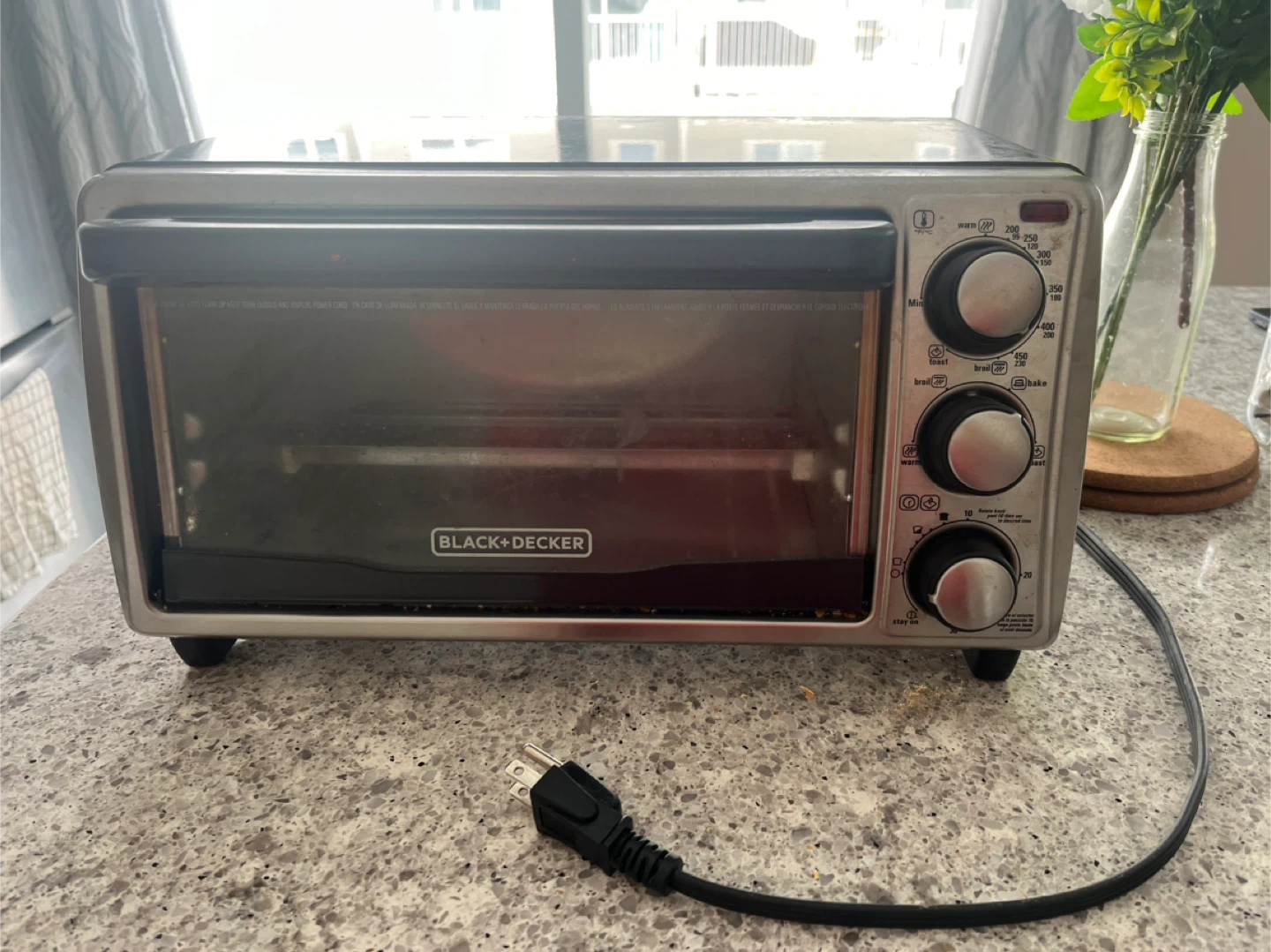 BLACK+DECKER Toaster Oven