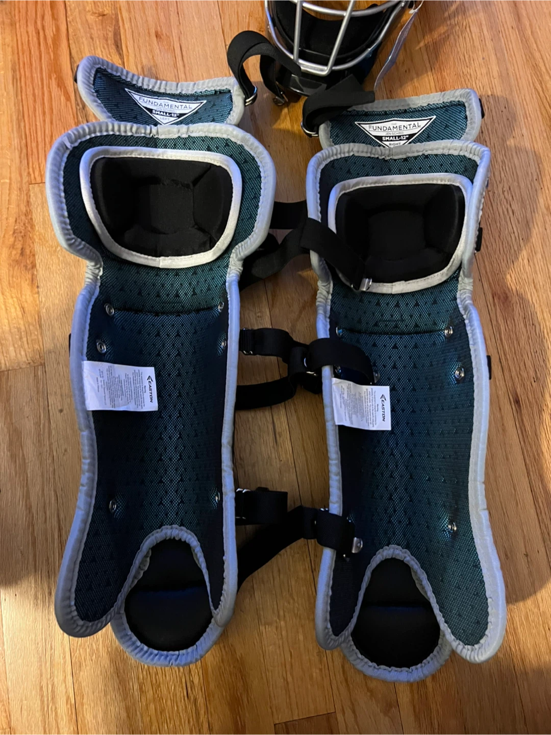 Easton Jen Schro The Fundamental Catcher's Leg Guards & Helmet - photo 5