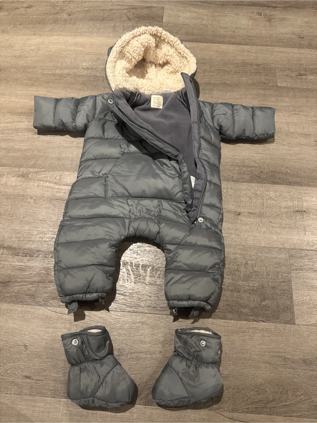 Baby Snowsuit with Booties - photo 2