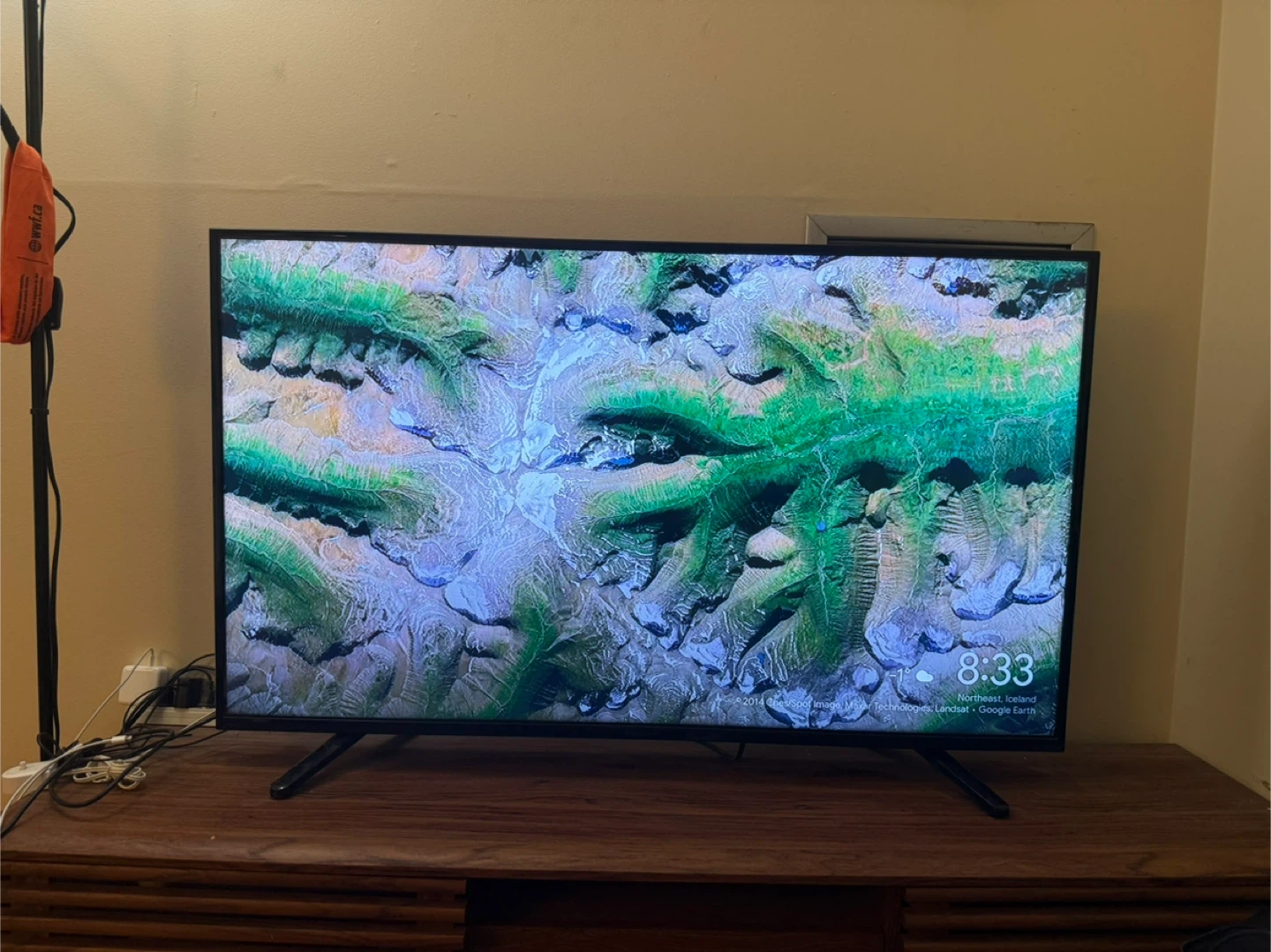 Insignia TV 48 inches - photo 5