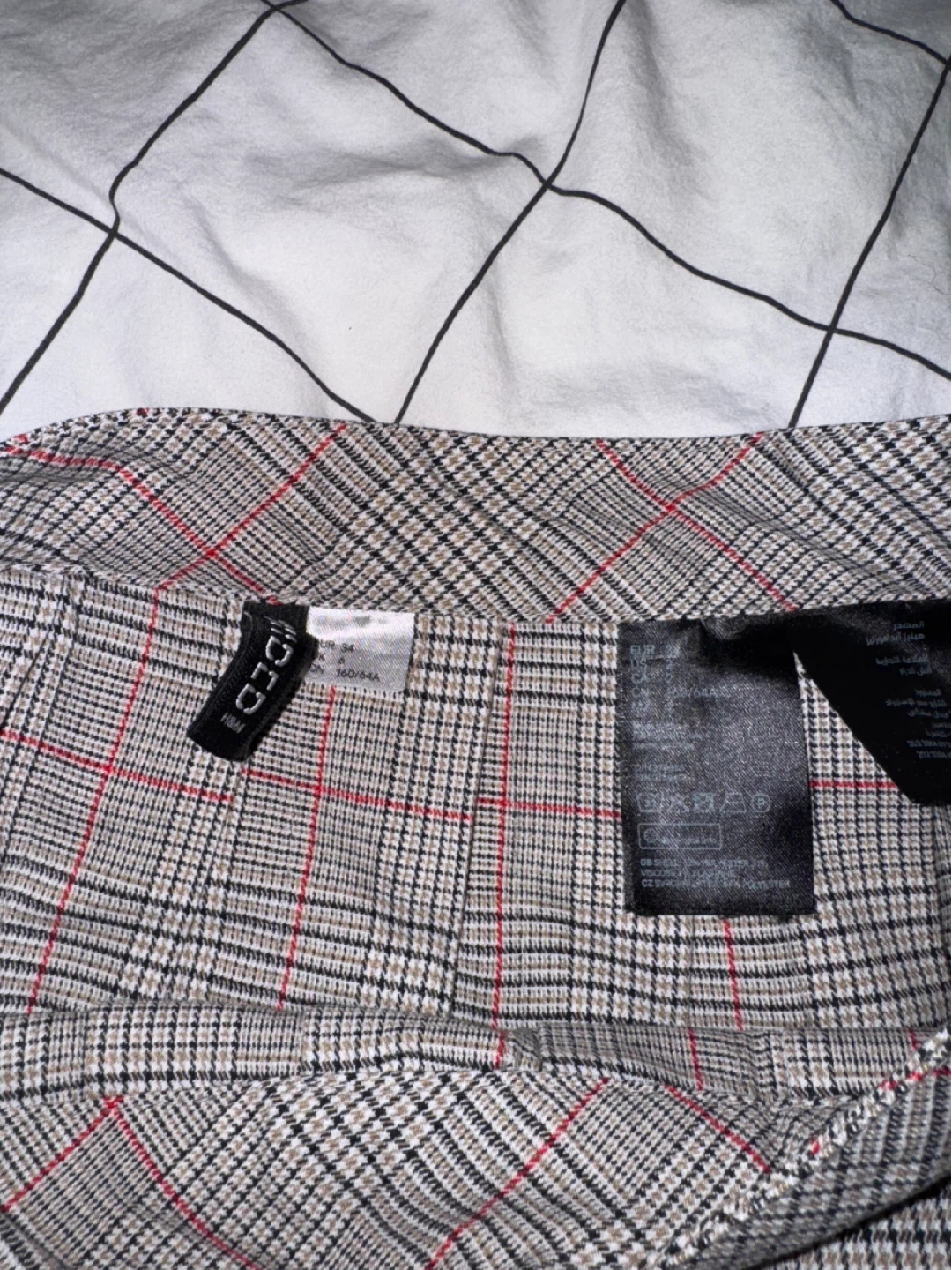 Mixed skirts size small - photo 2