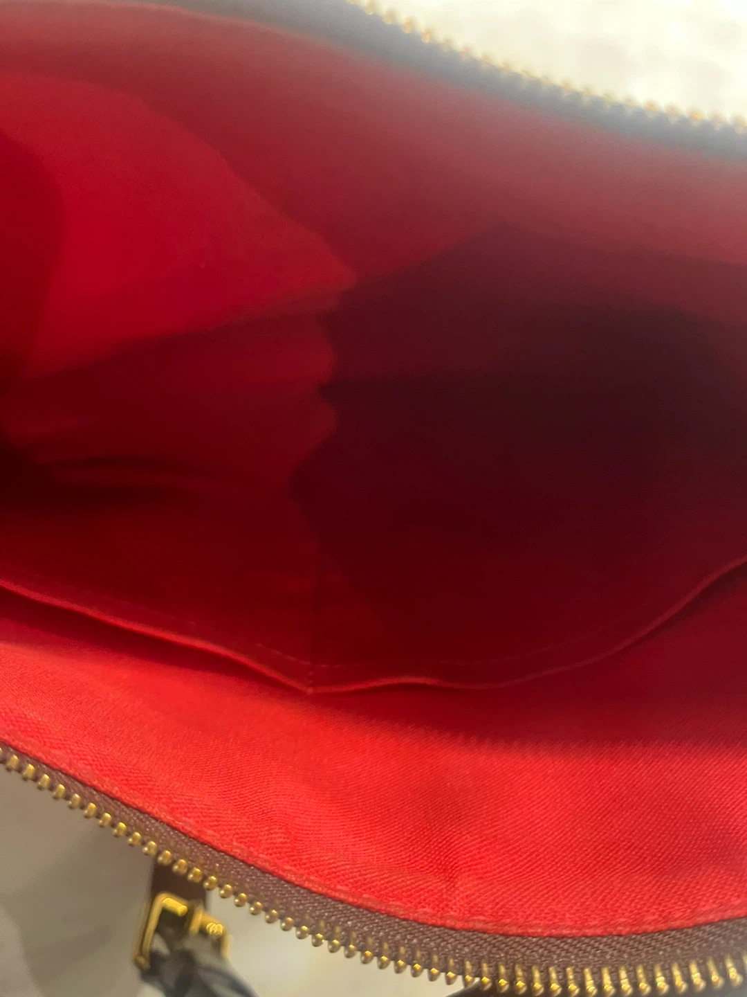 Louis Vuitton Damier Ebene crossbody bag - photo 3