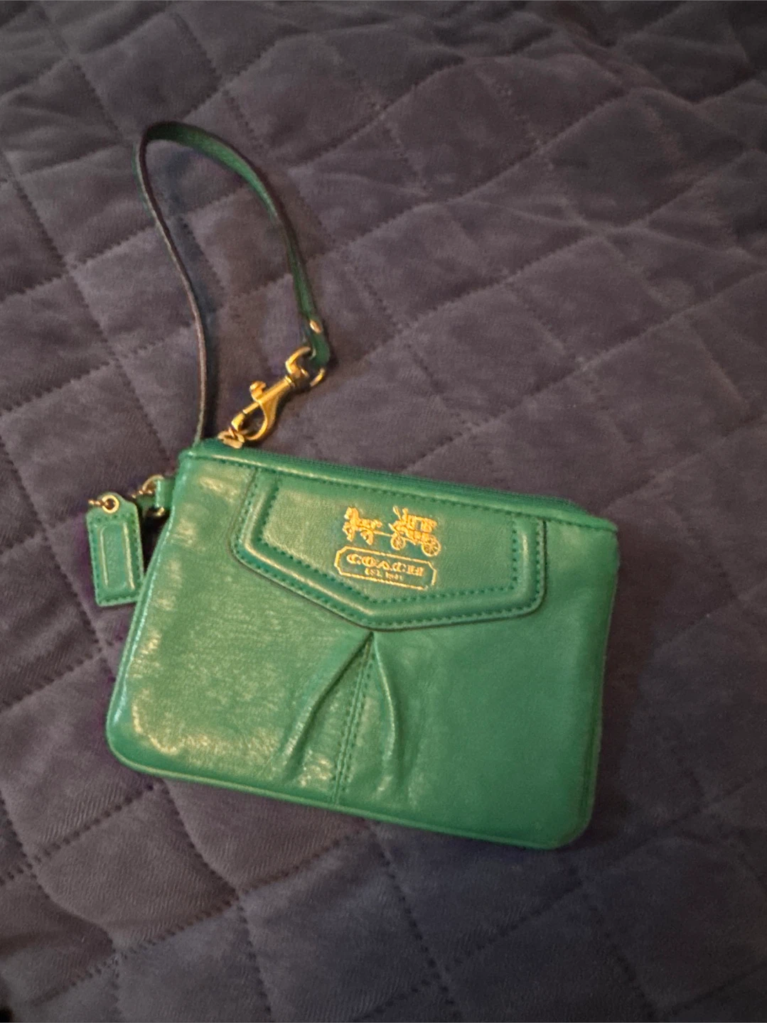 Authentic Coach Green Leather Wristlet - photo 4