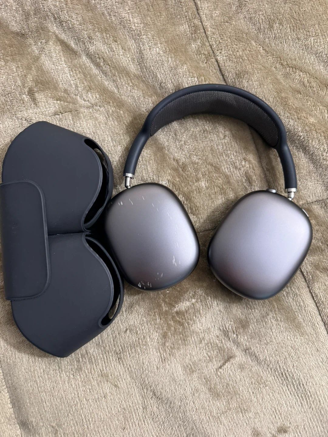 Apple AirPods Max Headphones - Space Gray