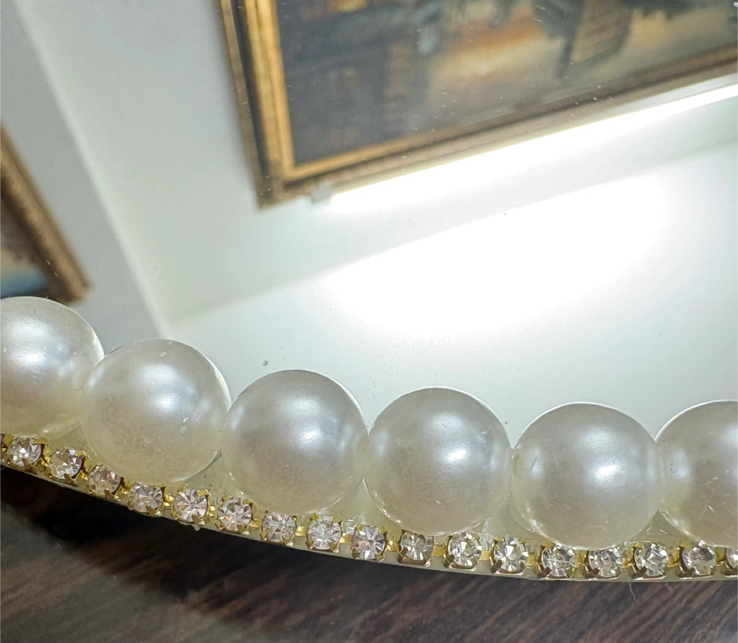 Round Mirror Tray with Faux Pearls, rhinestone & white floral - photo 4