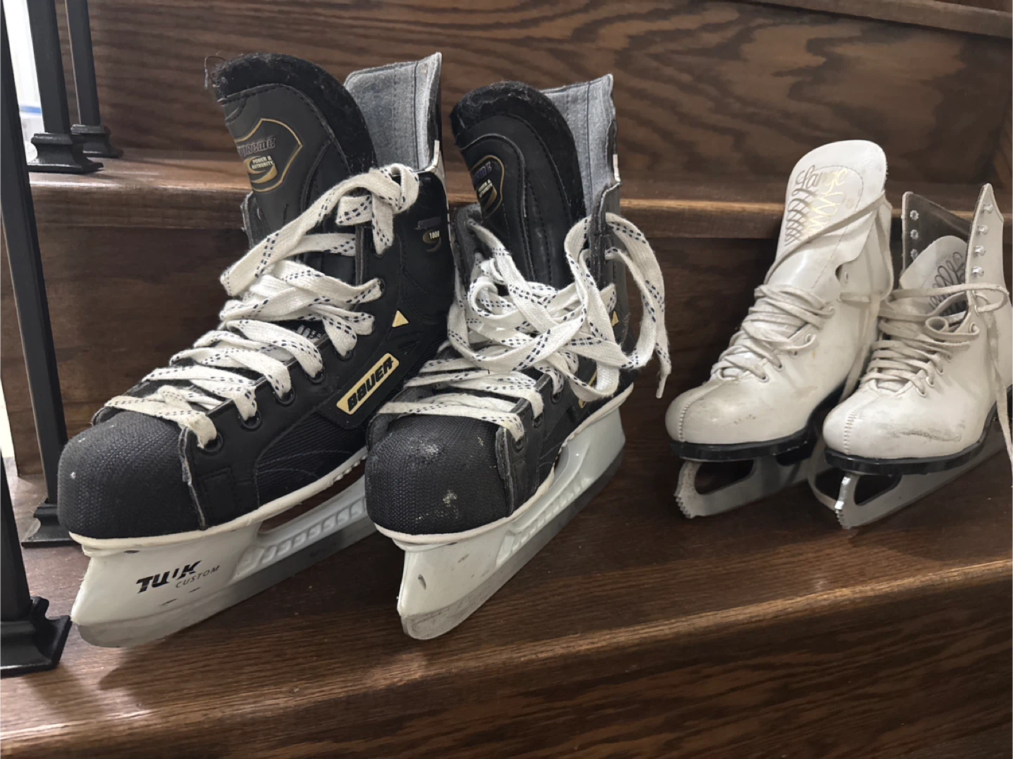 Bauer & Large Hockey Skates