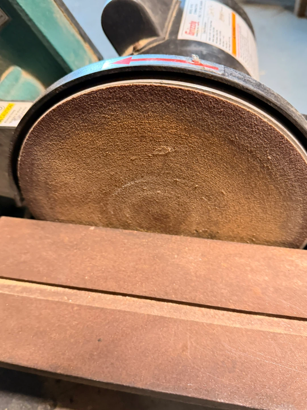 Grizzly Industrial H8192 Combination Belt and Disc Sander - photo 3