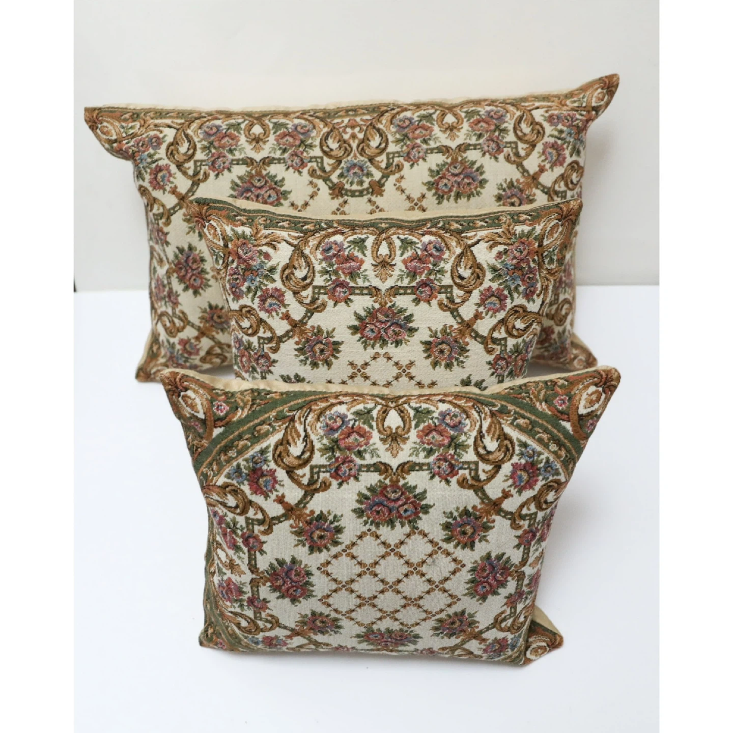 Set of 3 retro cushions pillow vintage jacquard