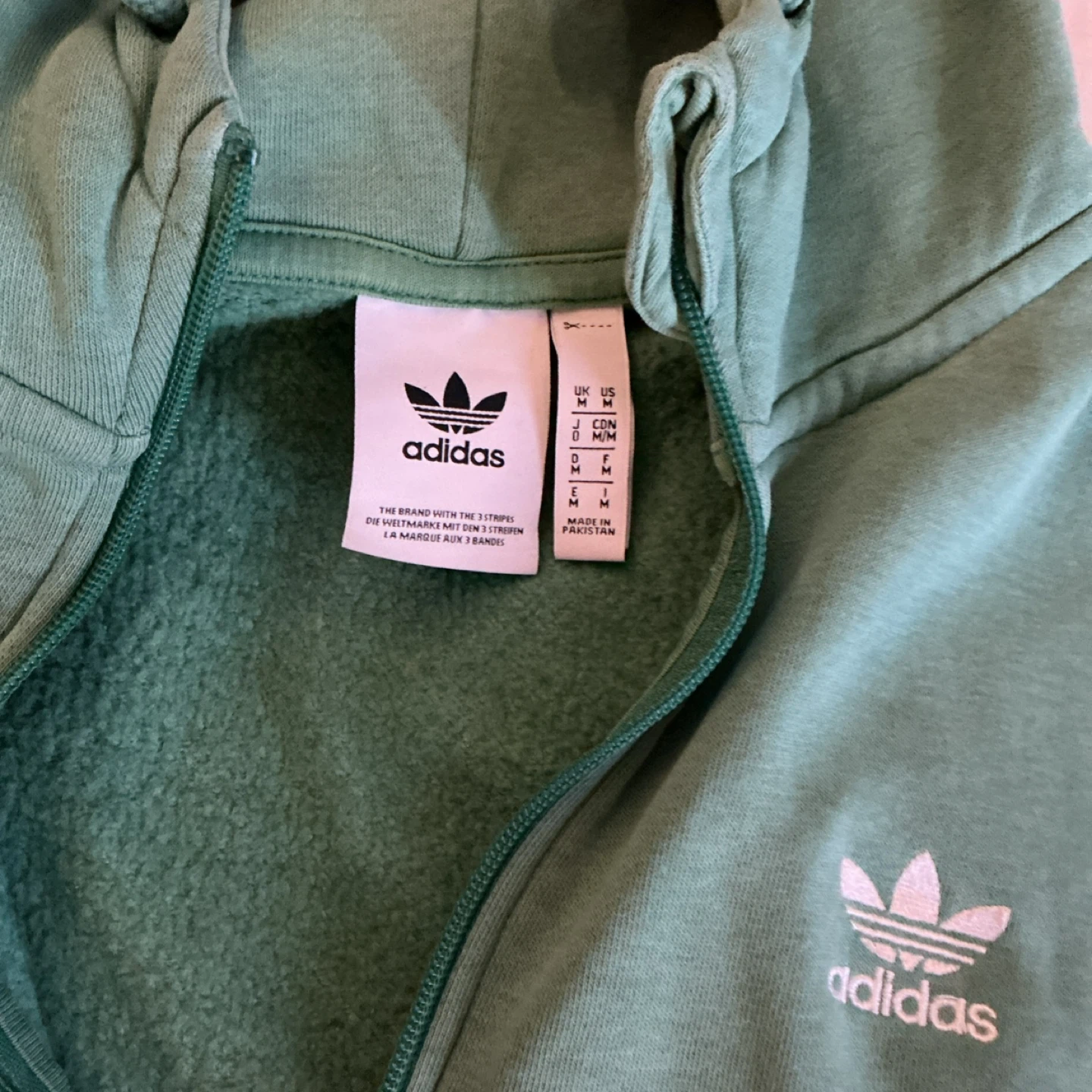 Adidas Green Half-Zip Hoodie - Size Medium - photo 3