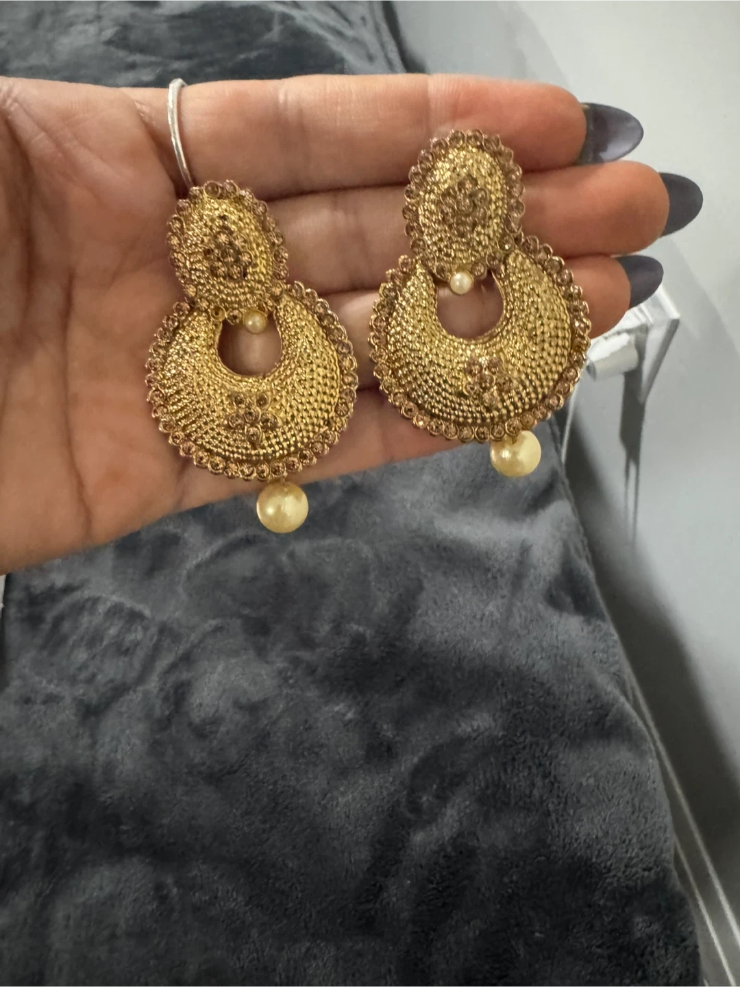 Gold-tone Dangling Pearl Earrings - photo 2