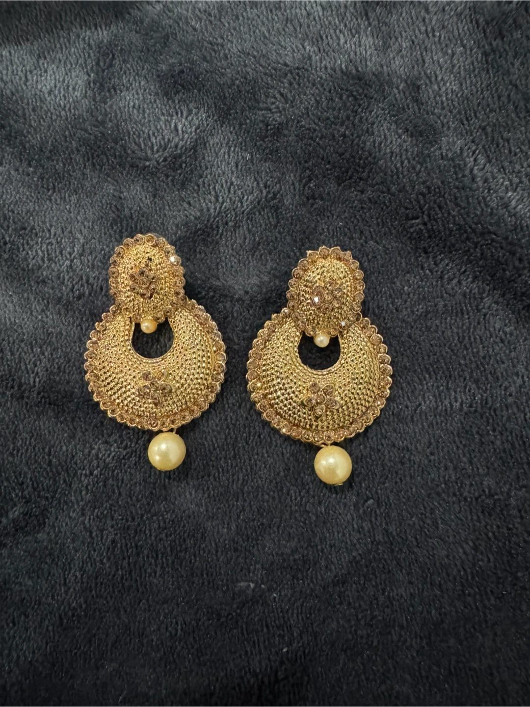Gold-tone Dangling Pearl Earrings