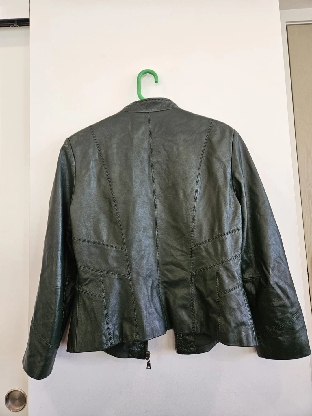Danier Leather Jacket - photo 3