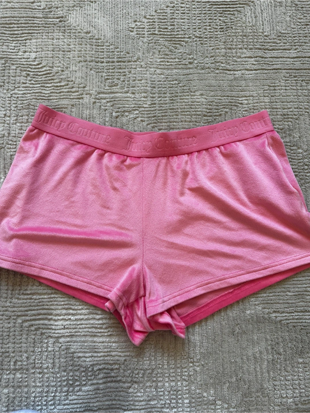 Juicy Couture Shorts with Rhinestones - photo 3