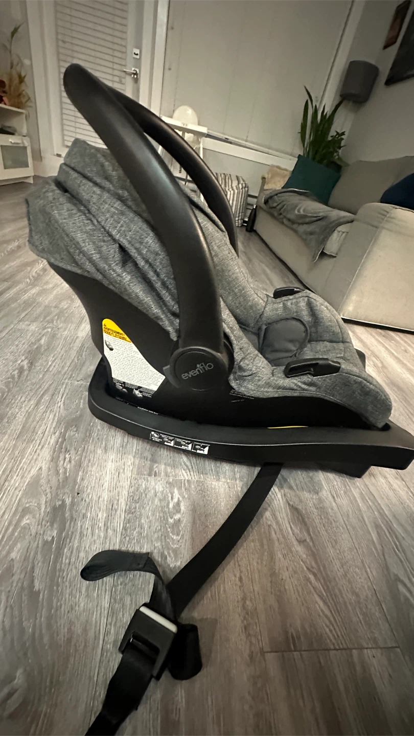 Evenflo Litemax Sport Infant Car Seat - photo 2