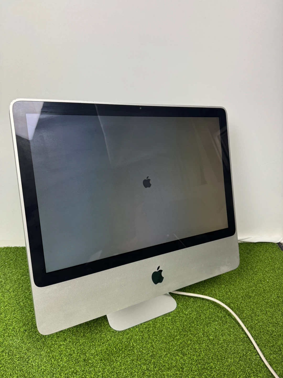 Apple iMac Desktop Computer