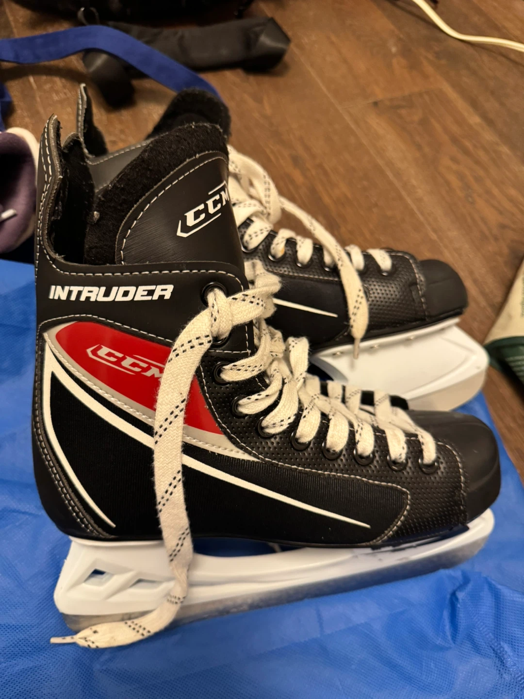 CCM Intruder Hockey Skates