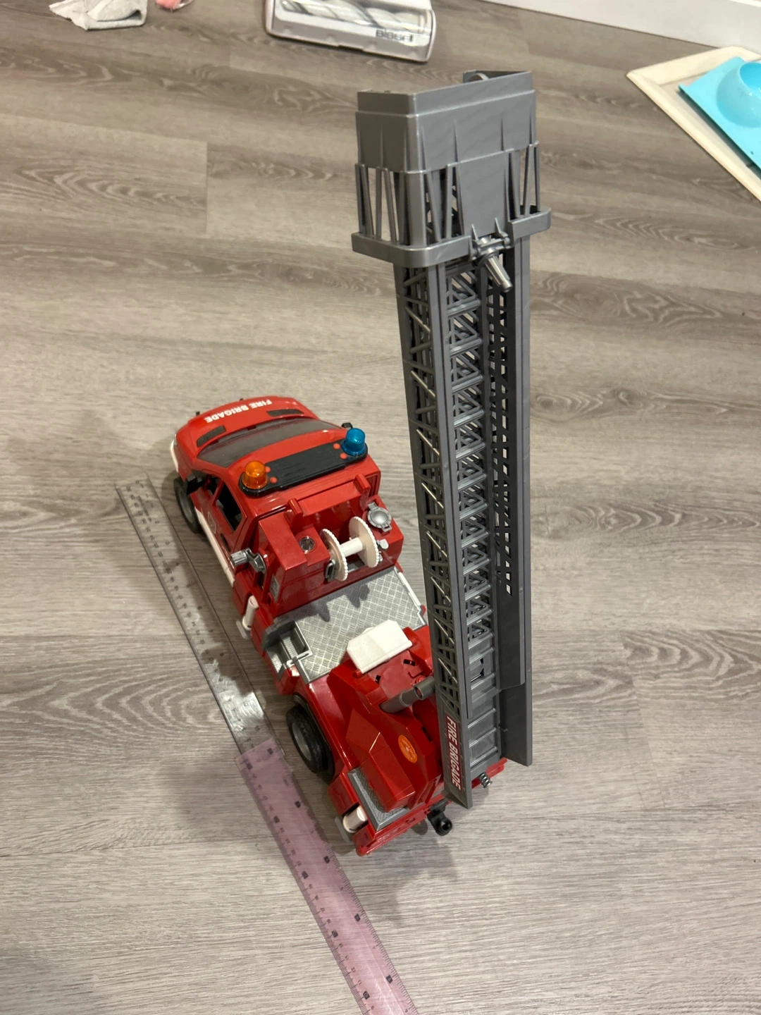 Burder Large Red Fire Brigade Ladder Truck Toy - photo 3