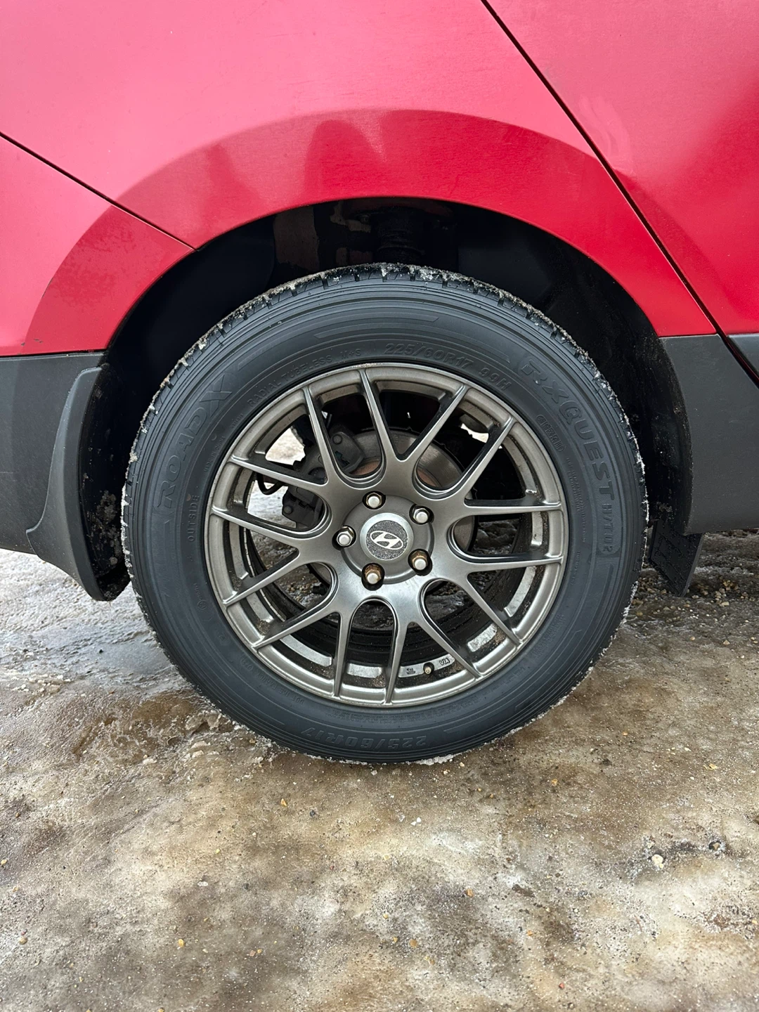 Hyundai Tucson 2017 All-Season Tires with Rims - photo 2