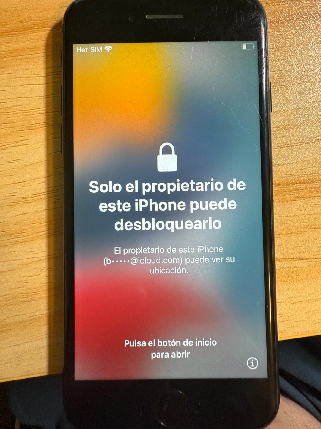 Apple iPhone 7 (Black) The phone is locked. For spare parts