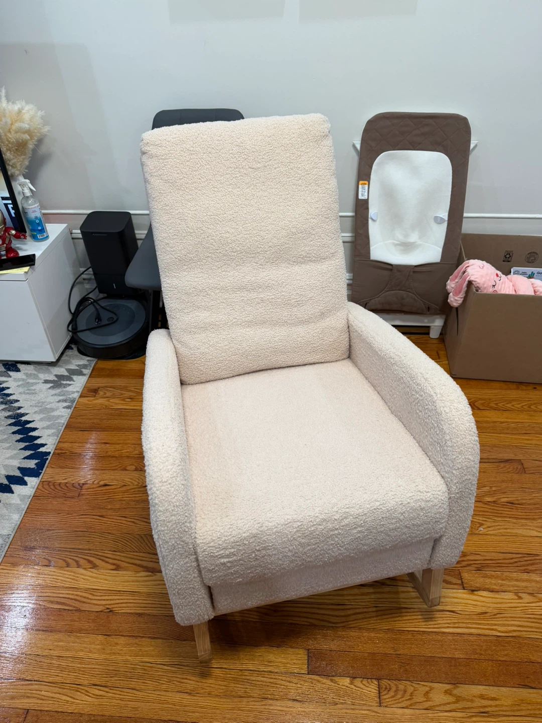 Rocking Chair Nursing - photo 2