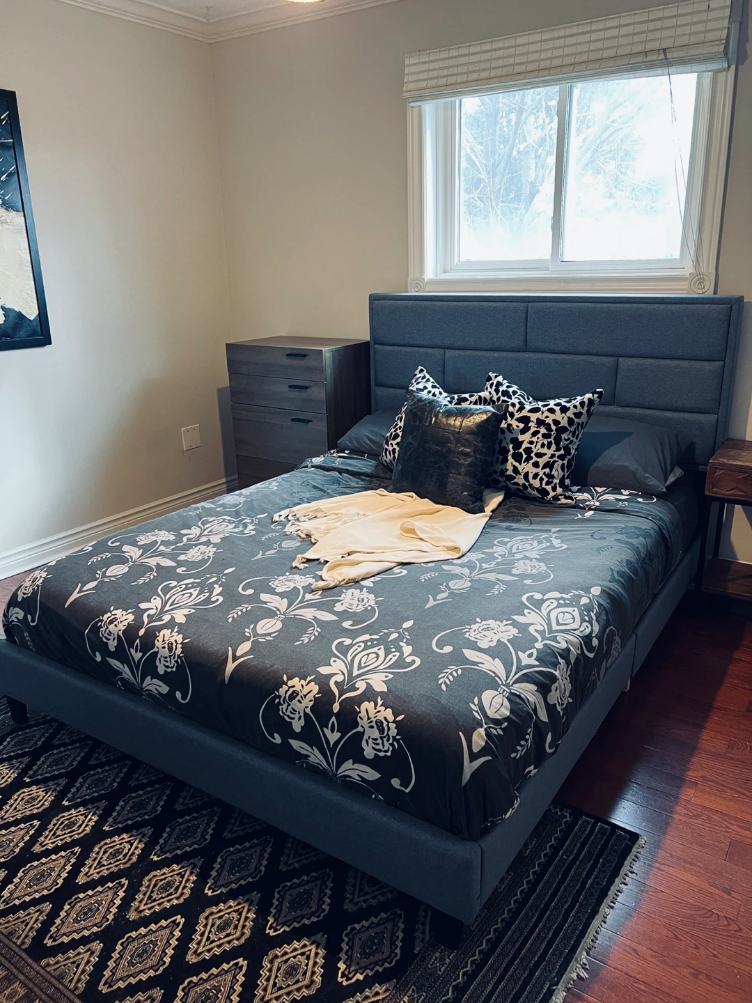 Grey Upholstered Queen Bed - photo 2