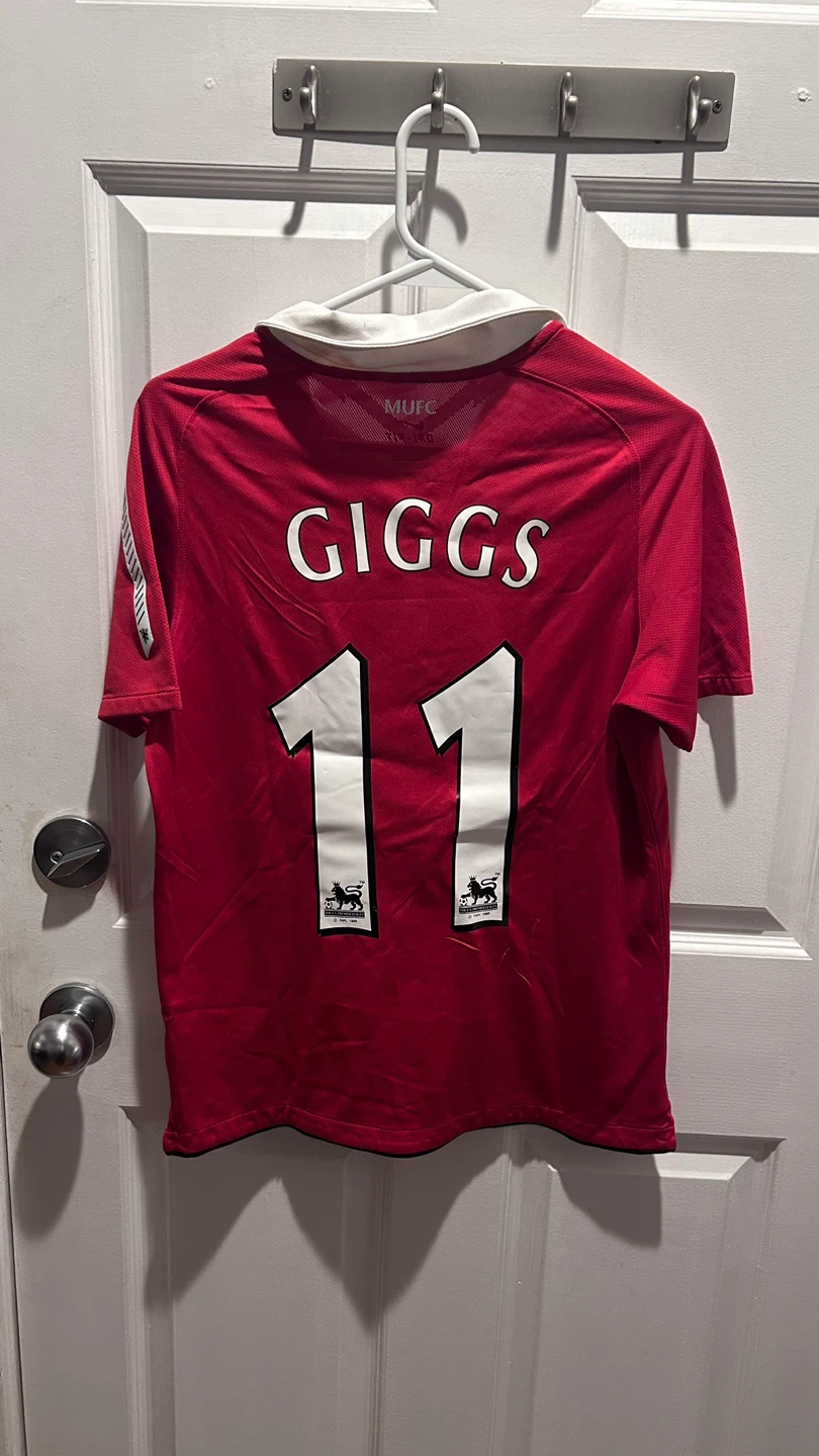 2011 Manchester United home Giggs shirt (S) - photo 2
