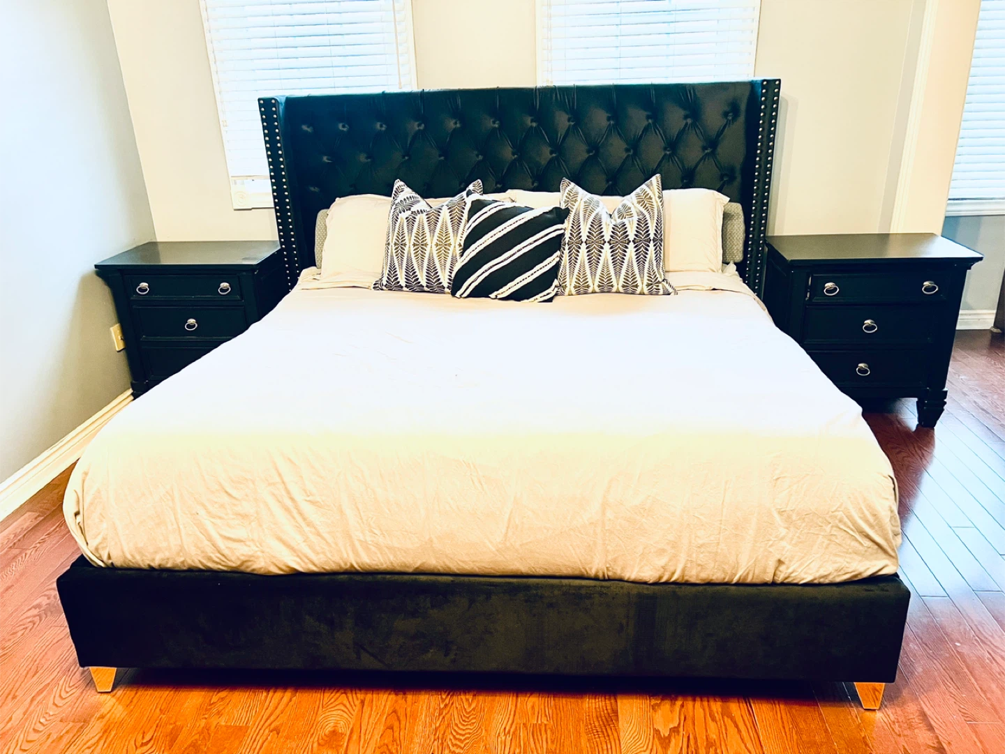 Black Velvet Tufted Wingback King Bed with Mattress