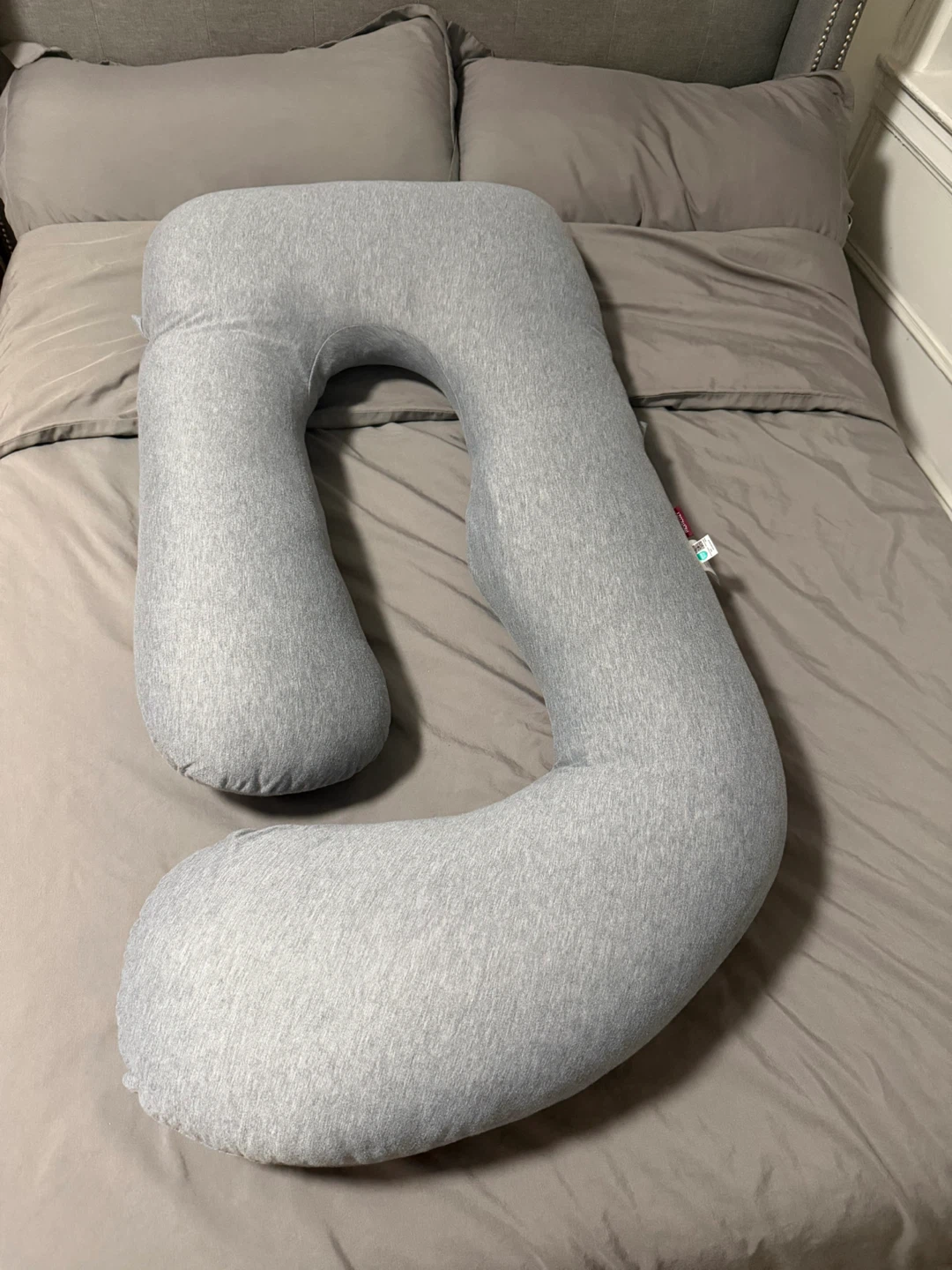 Momcozy U-Shaped Full Body Pregnancy Pillow