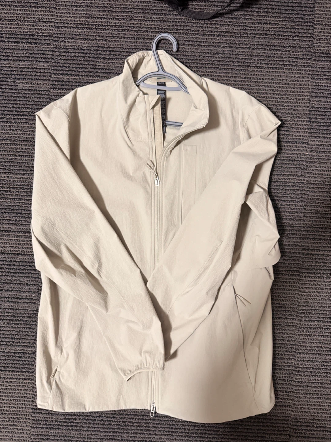 Lululemon Jacket XL TG Beige