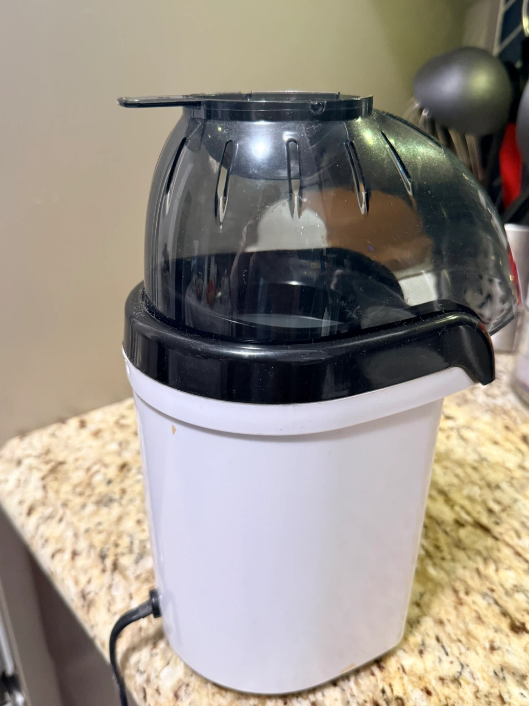 Salton Cinema Popper popcorn maker - photo 2