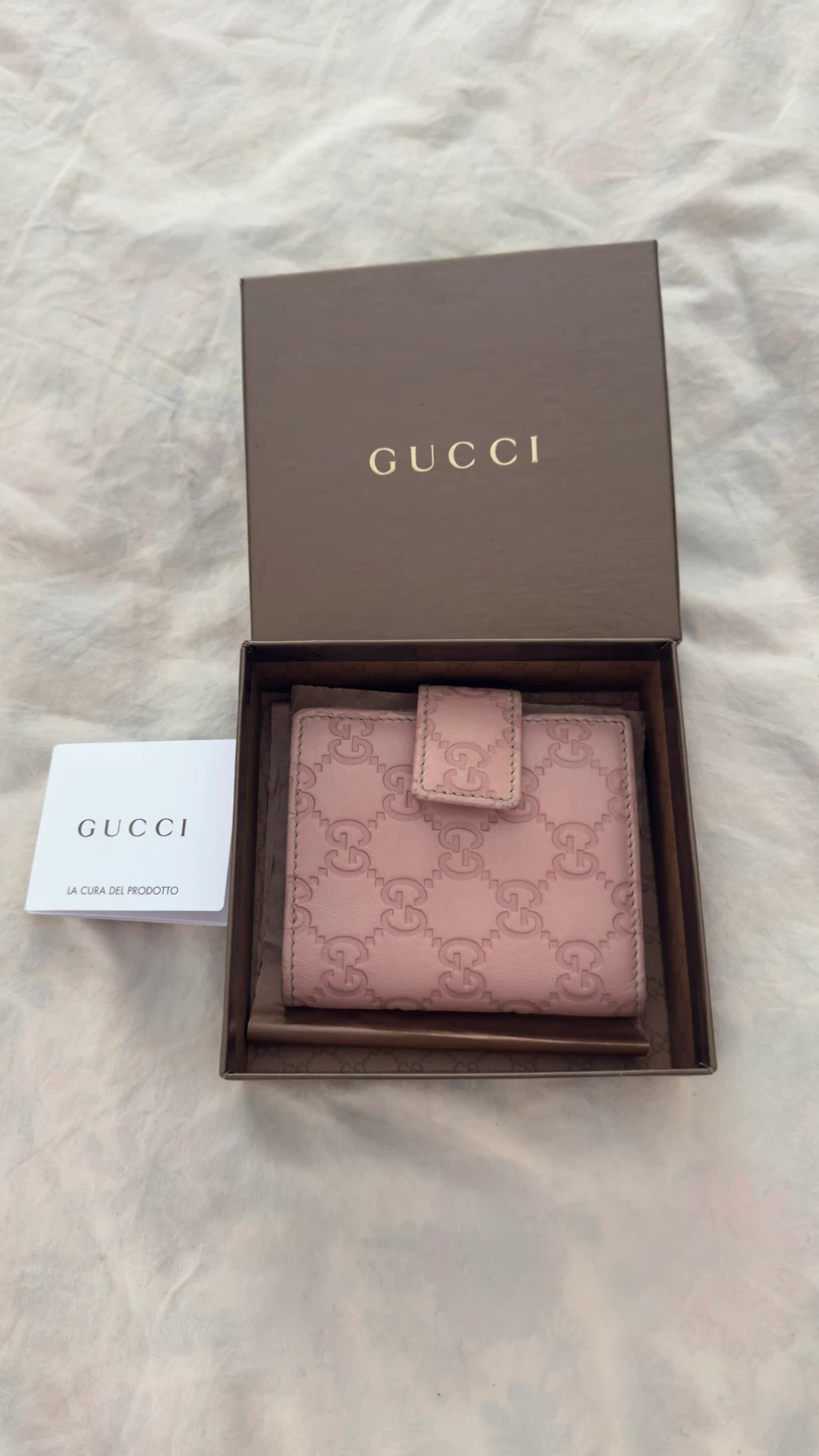 Vintage Gucci Pink Leather Wallet authentic