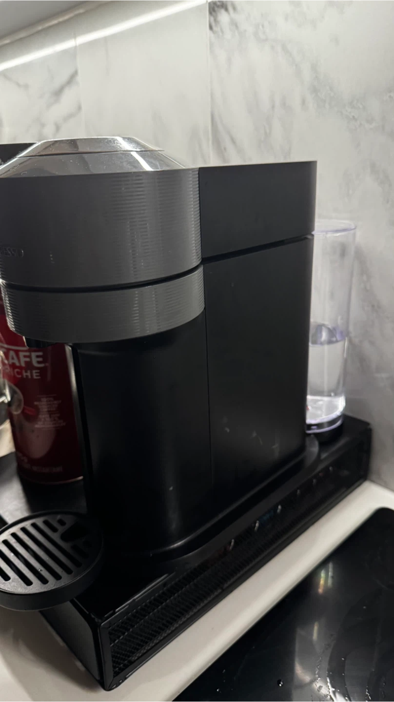 Nespresso Coffee Machine - photo 2
