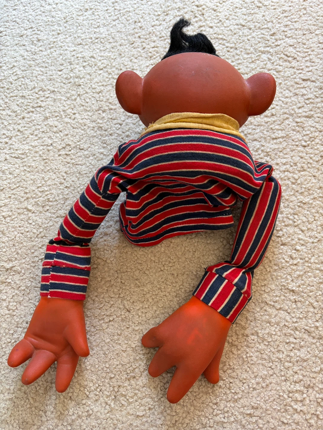 Sesame Street Bert and Ernie Hand Puppets - photo 3