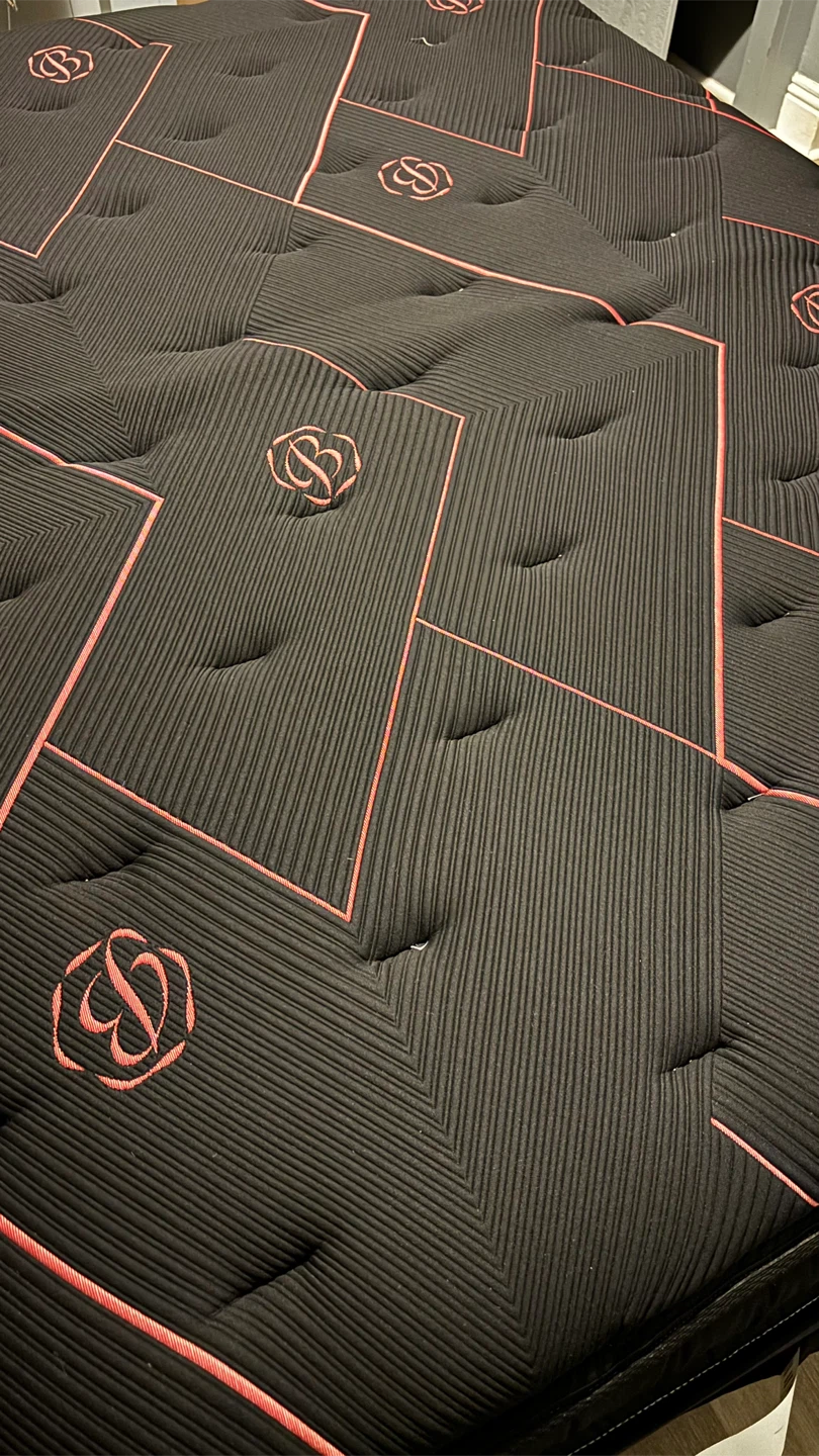 Queen Beautyrest Black Signature Excellence Pillow Top Mattress