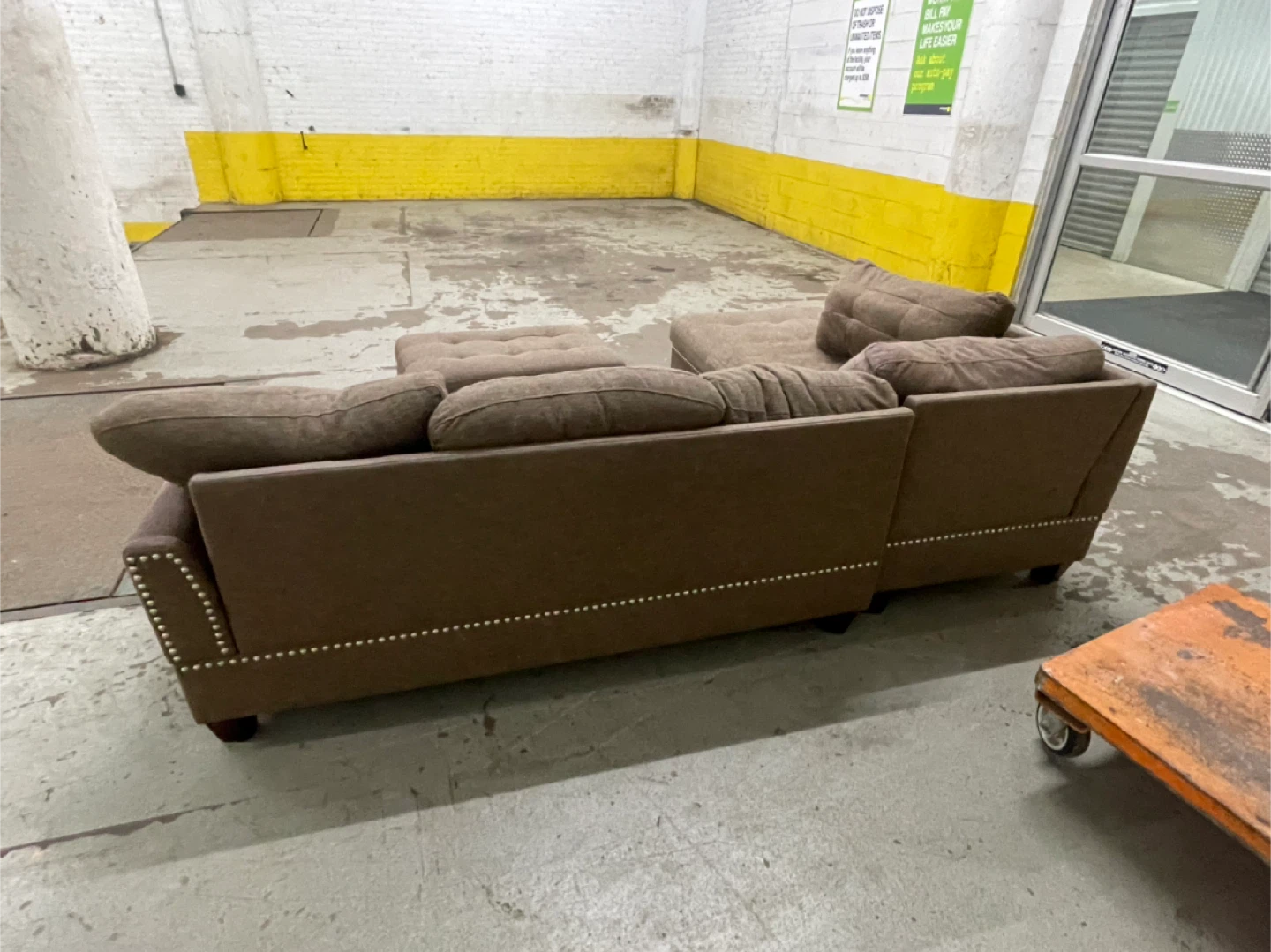 Sectional Sofa with Ottoman - photo 2