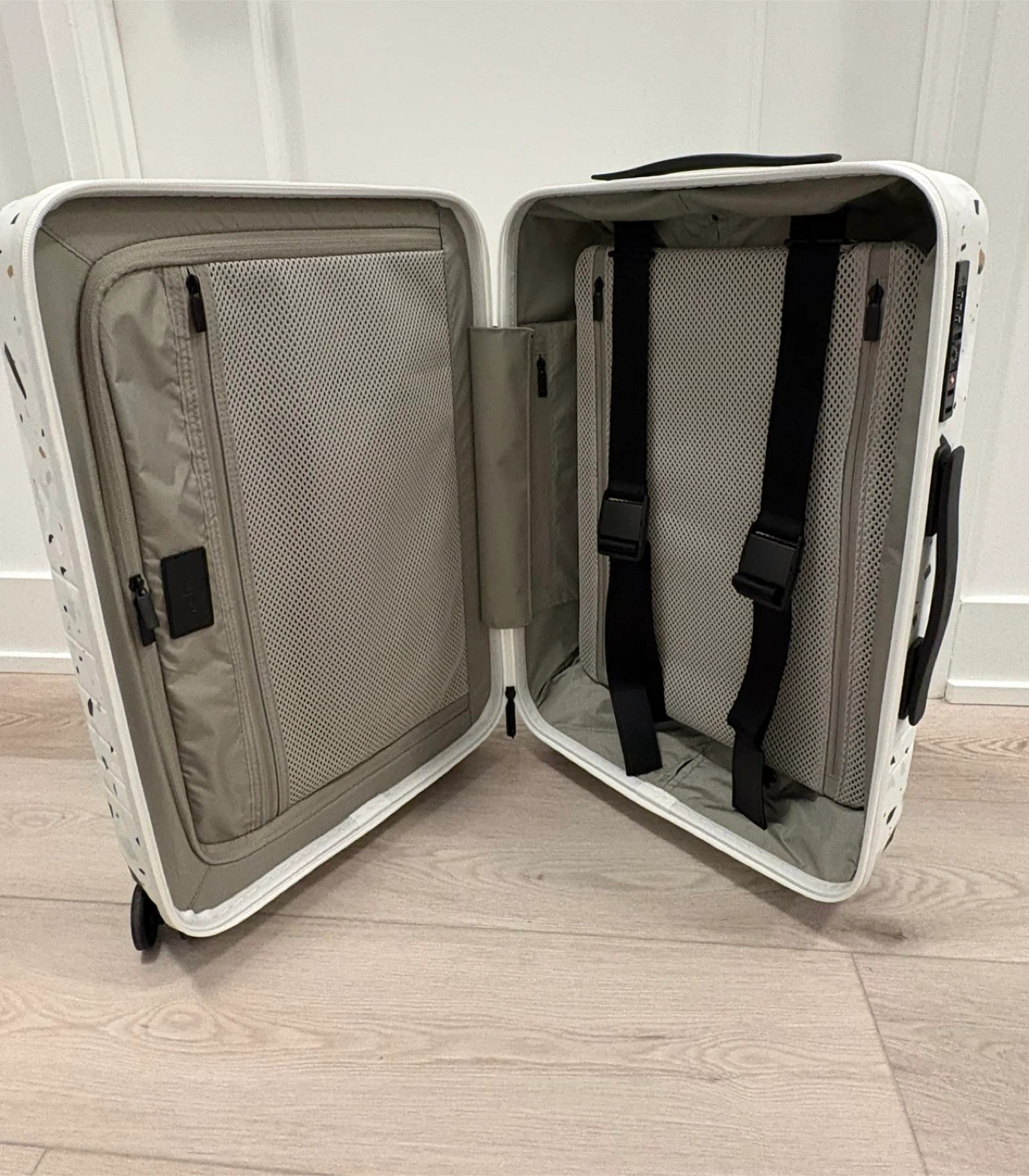 Monos Carry-On Plus Luggage - photo 3