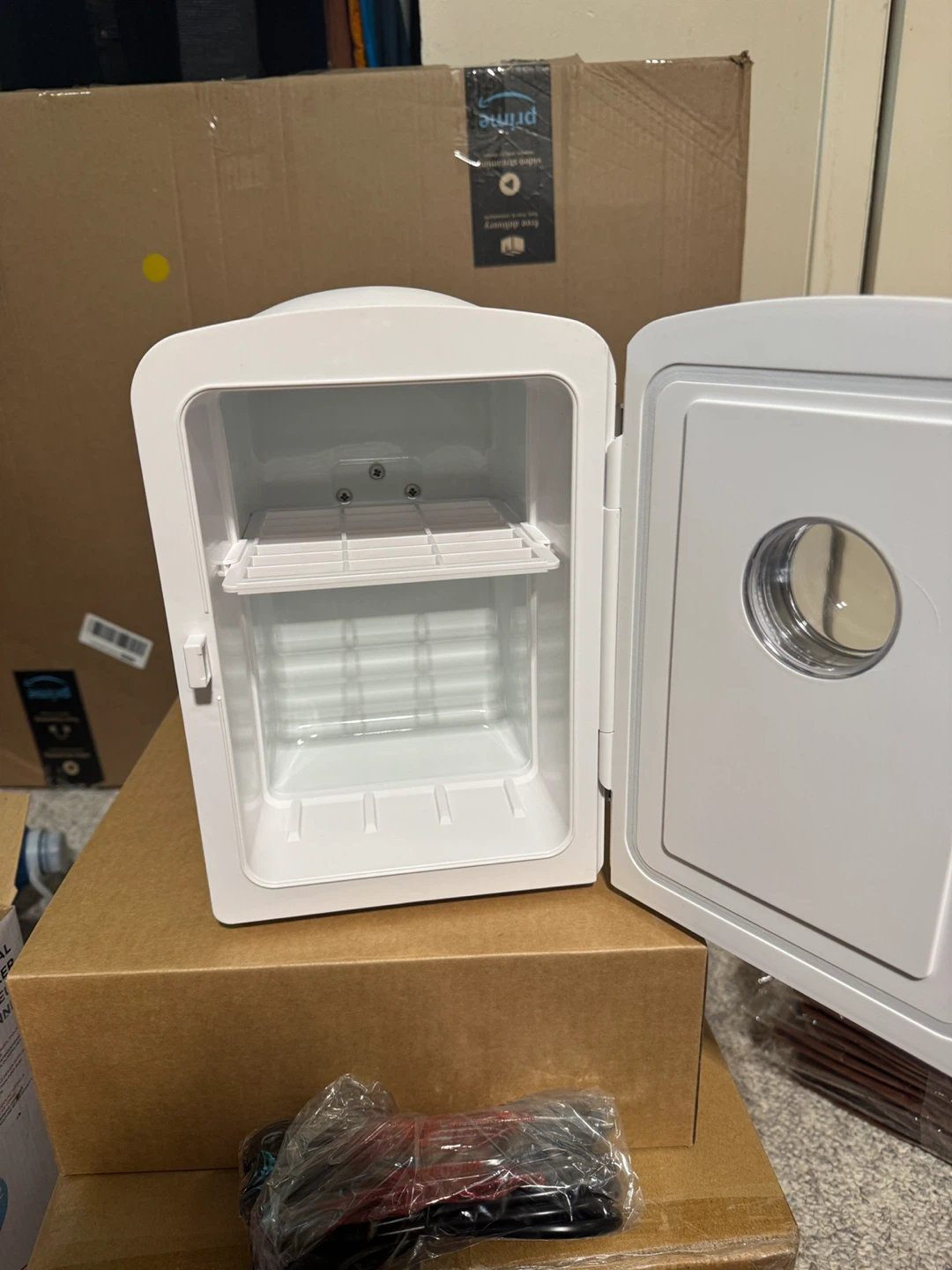 Frigidaire Mini Fridge Cooler 4L - photo 4