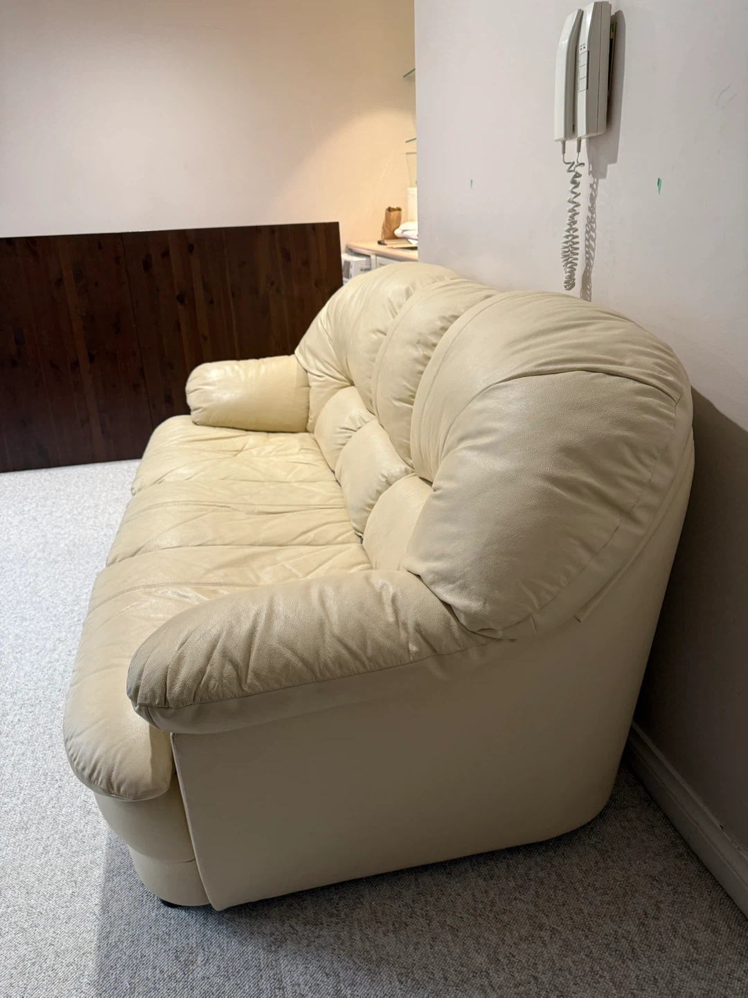Cream Leather Sofa - photo 3