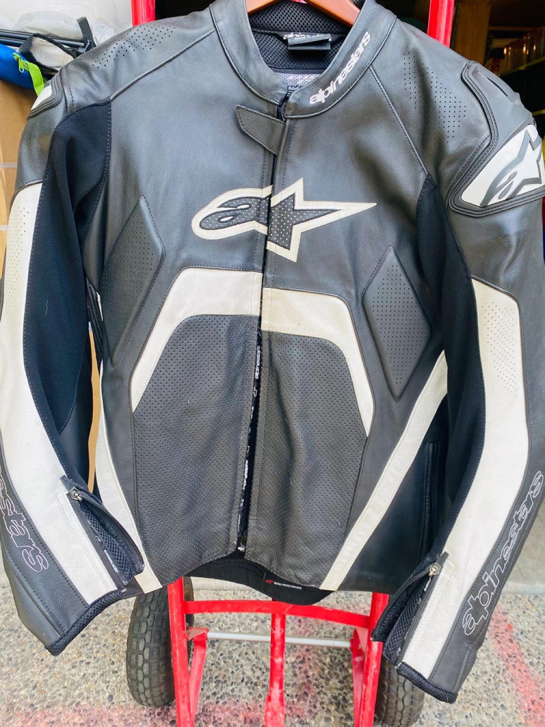Alpinestars TECH 1-R Motorcycle Jacket - Black/White, Size 48/58