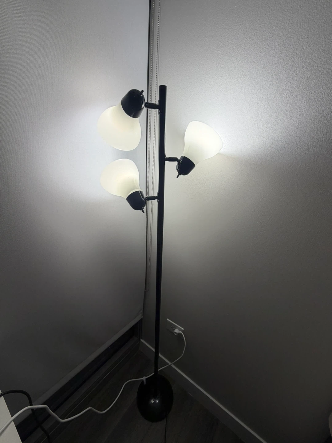 Black 3-Head Floor Lamp