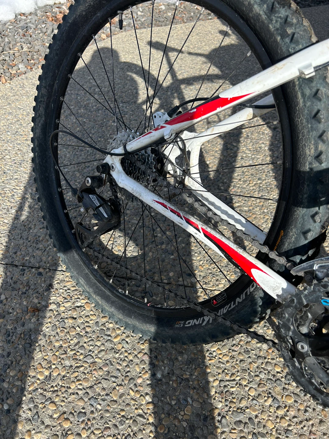 Specialized Hardrock Pro Mountain Bike - photo 2