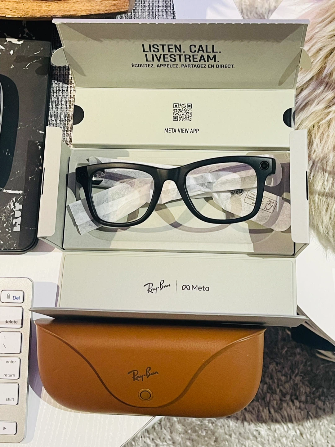 Ray-Ban Meta Wayfarer Smart Glasses - photo 3