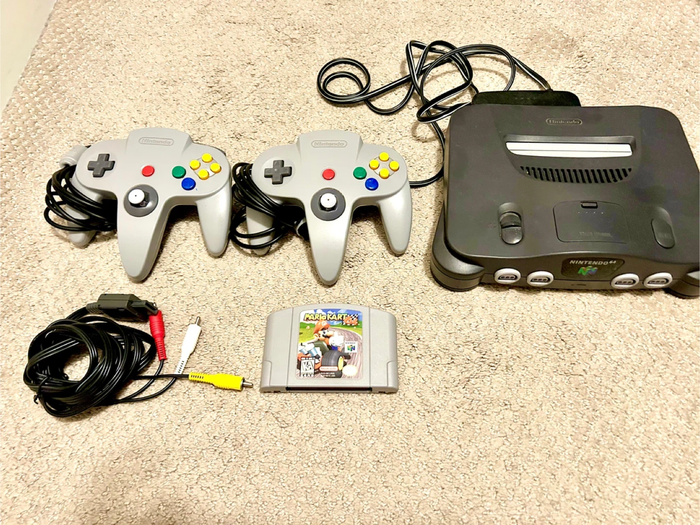 Nintendo N64 Console with 2 Controllers and Mario Kart 64