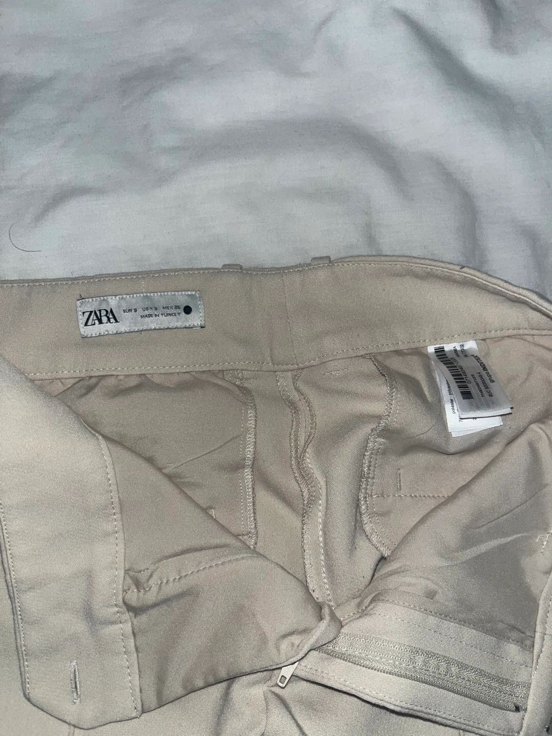 Moving Sale - ZARA Beige Trousers with Zippers Size S - photo 4