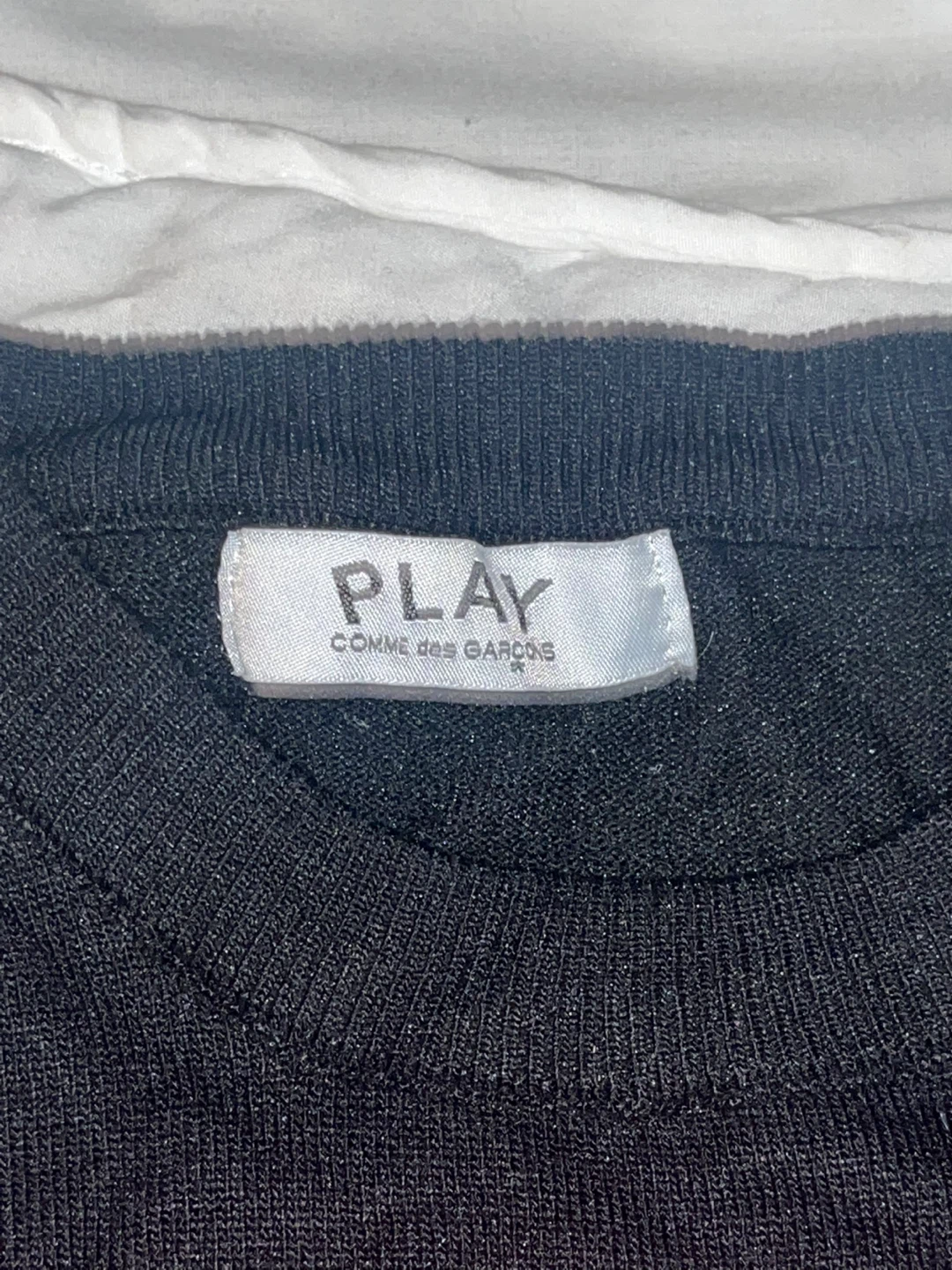 PLAY Comme des Garçons Black Short Sleeve Sweater - photo 3