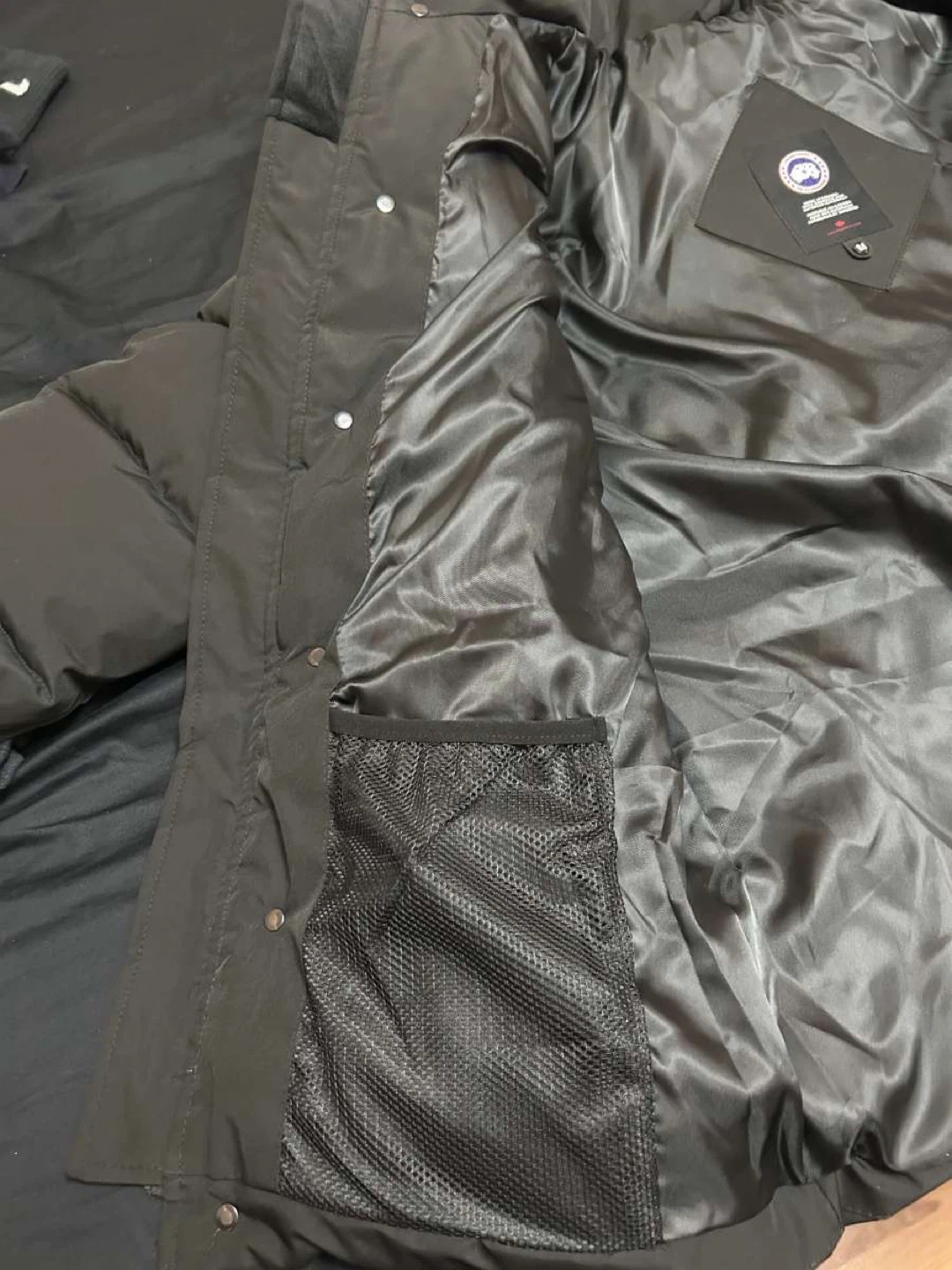 Canada Goose Xosqlent Jacket - Black - Size M - photo 5