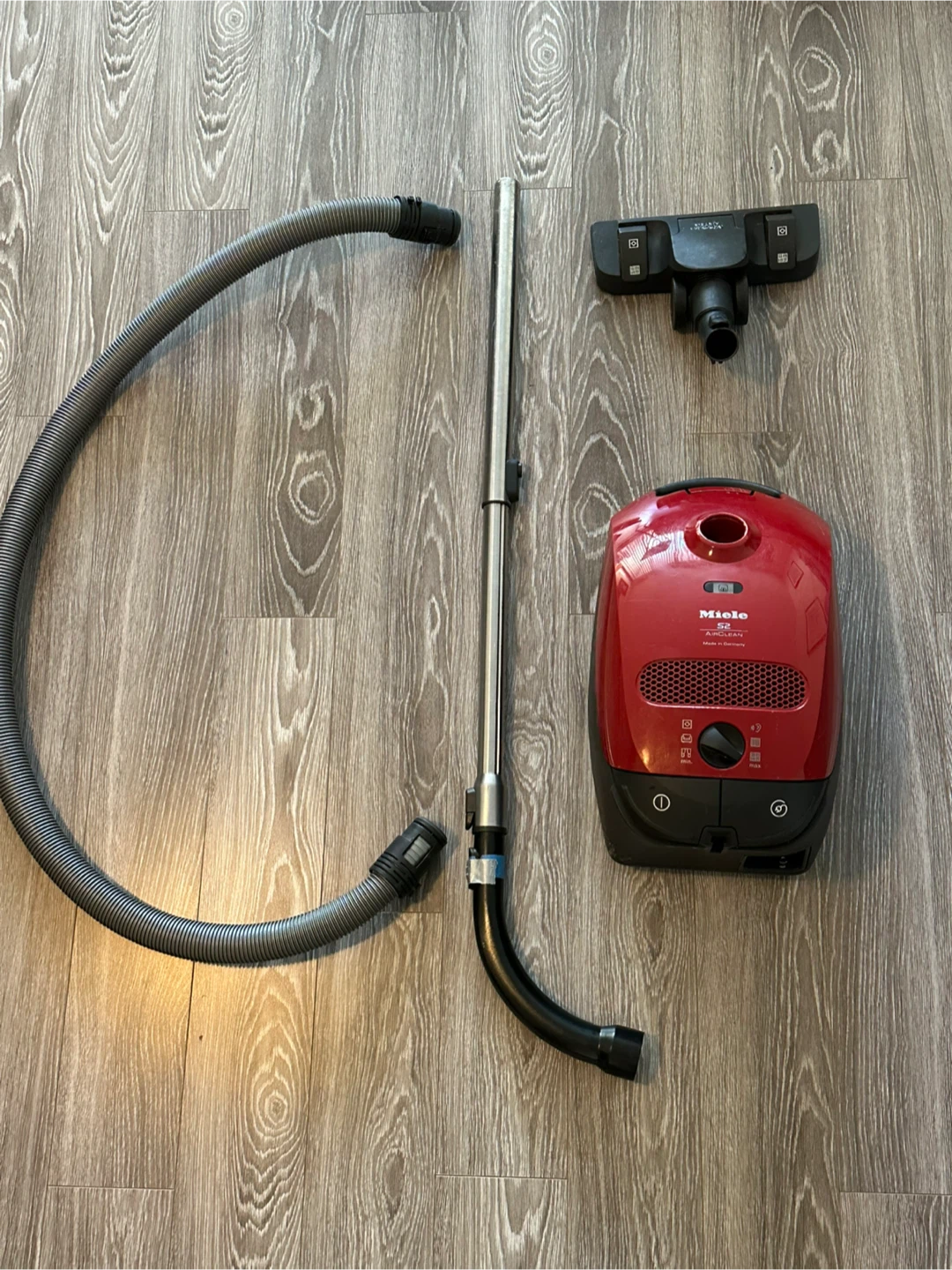 Miele S2 AirClean Vacuum Cleaner