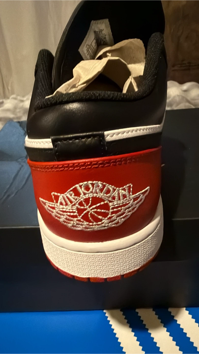 Air Jordan 1 Low "Chicago" Sneakers - photo 2